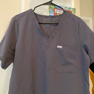 Figs Women's Charcoal Catarina One-Pocket Scrub Top